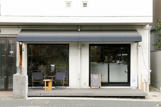 店内にはイートインスペースが5席ほど