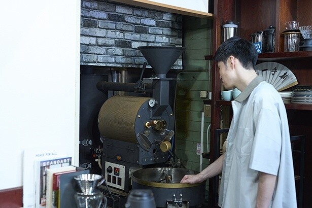 「これからコーヒー店を始める方たちにとって、ここが一つのモデルケースになればうれしい」と吉村さん