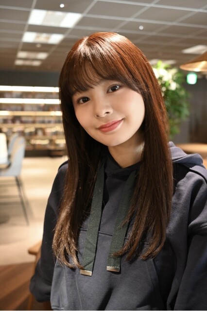 「裏表紙の黒衣装の時はやけに静かで、自分との対話にもなったのかなと思います」