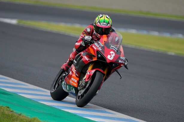 モビリティリゾートもてぎで開幕し、三重県・鈴鹿サーキットでの最終戦まで、全国のサーキットを舞台に全7戦のスケジュールでタイトル争いが展開される「全日本ロードレース選手権」