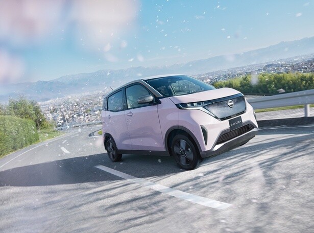 100パーセント電気で走る「日産サクラ」