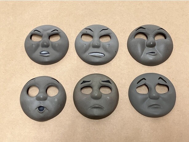 撮影に使用されたトーマスの顔パーツ