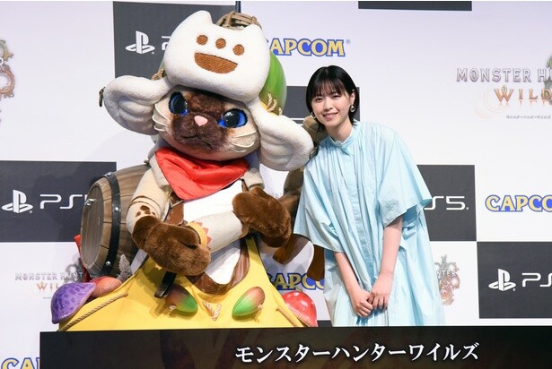 西野七瀬さんとアイルーのツーショット
