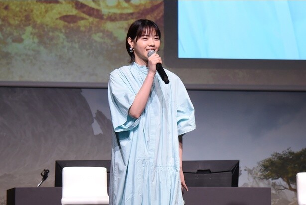 テレビCM撮影時のエピソードを話す西野七瀬さん