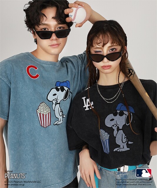 「MLB×PEANUTSコラボ POPCORN BIG TEE」(各8250円)