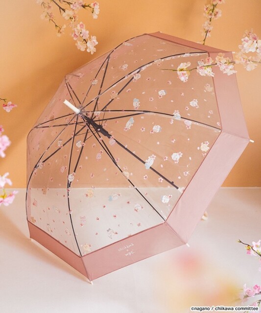 【写真】ちいかわ、ハチワレ、うさぎに加え、モモンガと古本屋も登場するビニール傘「ちいかわ お花見」