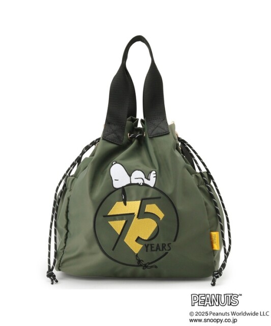 「ナイロン巾着トート(カーキ)」(7697円)