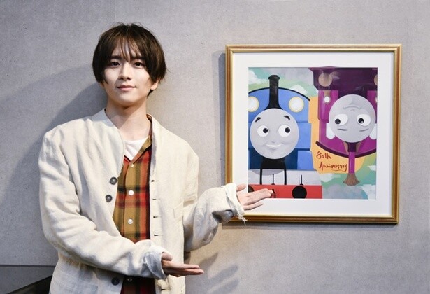 板垣さん書下ろしのイラスト。トーマスとレディーの目線に注目！