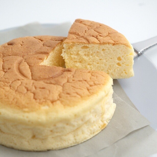 「成城石井自家製 スフレチーズケーキ」