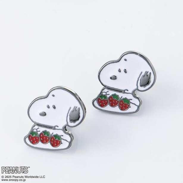 「イヤリング」(979円) 