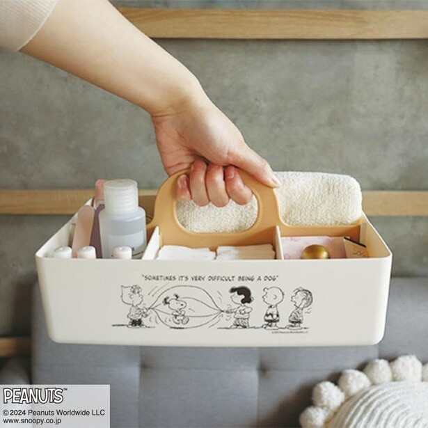 「モッテケース」(2200円)