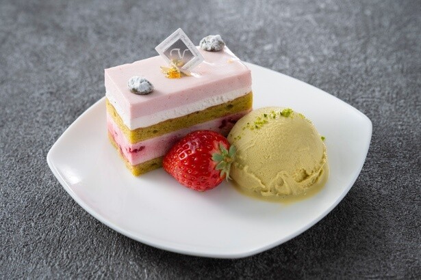 さわやかな甘酸っぱさと豊かな風味が鼻を抜ける「幸せを練り込んだムースケーキ」