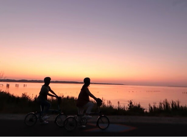 朝焼けの絶景を自転車に乗って探しに行こう