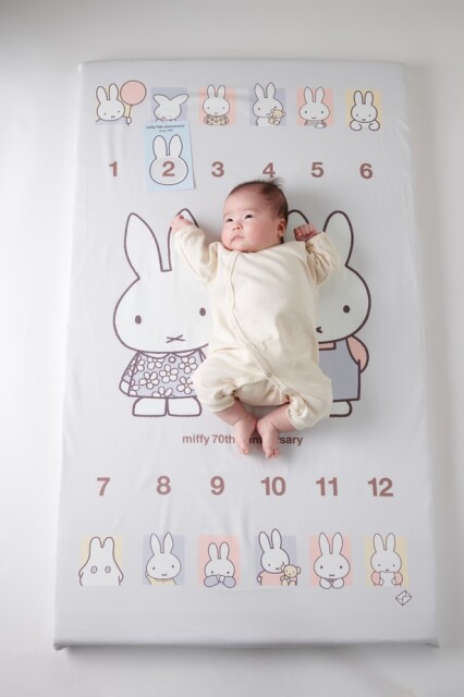 いつものふとんでマンスリーフォトも撮影可能！
