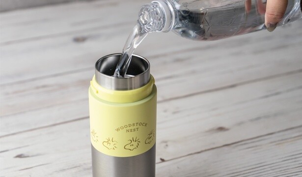 炭酸飲料を持ち歩けるステンレス製の「ソーダボトル」(3850円)