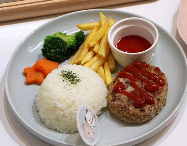 「いしがつよくてもよわくてもおいしいハンバーグプレート」(1650円)