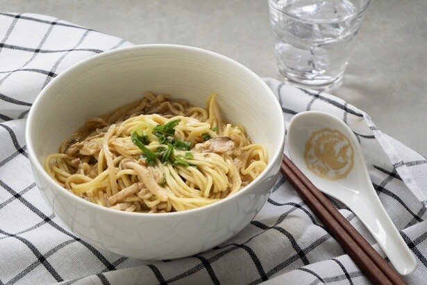 「成城石井自家製 酸辣湯麺(自家製麺)」