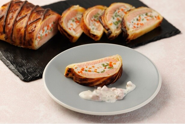 「サーモンのパイ包み焼き」(ディナー限定)