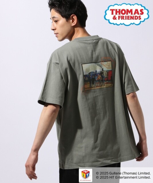 「【きかんしゃトーマス】コラボプリントTEE(カーキ)」(5500円)