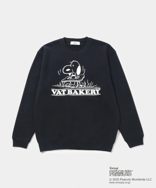 「VAT BAKERY PEANUTS C/N SWEAT」(1万5400円)※ネイビー