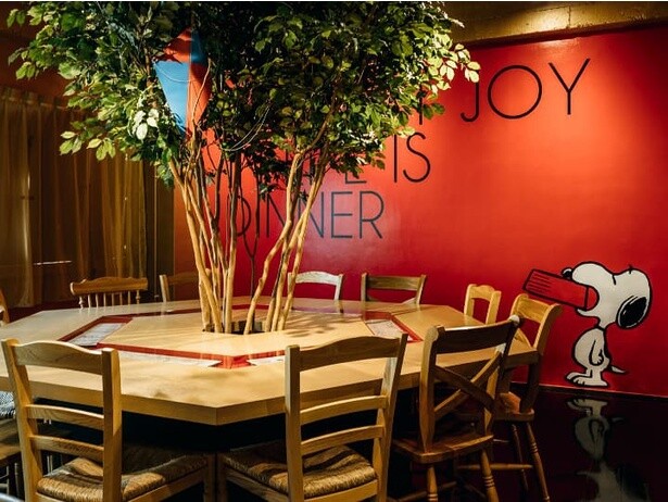 「PEANUTS DINER 神戸」(PEANUTS HOTEL 3F)