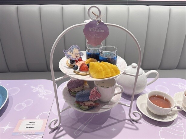 賑やかなアフタヌーンティー(5790円)