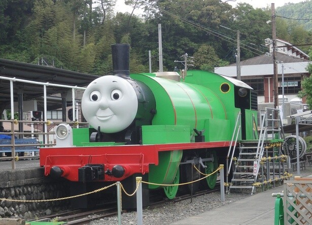 台風の影響で離れ離れになっていたパーシーが家山に登場し、トーマス号との再会が実現