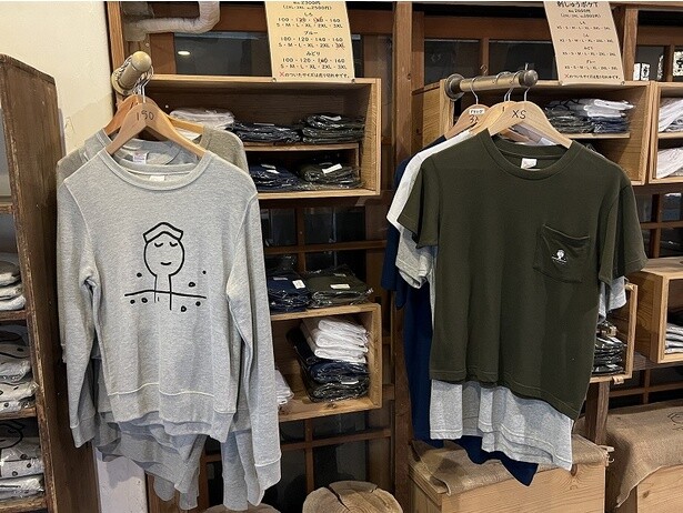 Tシャツやトレーナーはサイズも豊富