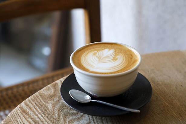 ほんのりフルーティーさも感じるカプチーノ(650円)