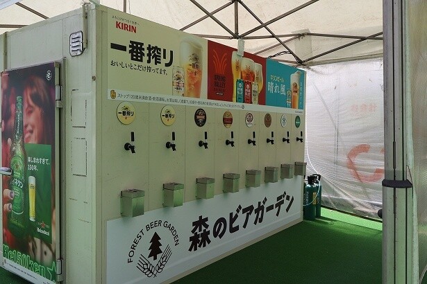 樽ごと冷やせるプレハブ型冷蔵庫直結ビールサーバー