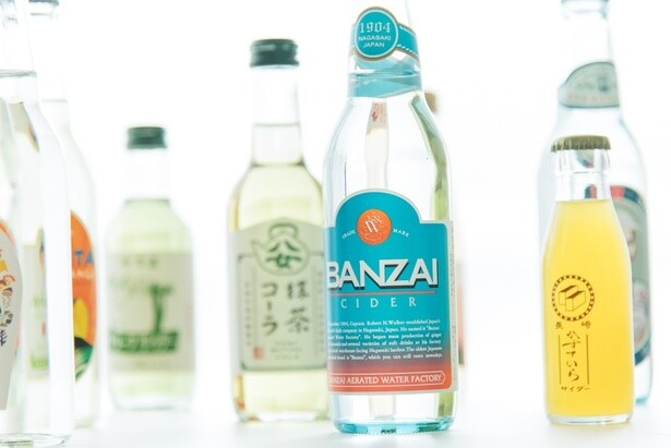 友桝飲料は小ロットでの商品開発を可能にするODM事業で、さまざまなオリジナル飲料を開発してきた