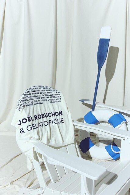 「ジャガードブランケット」(9900円)