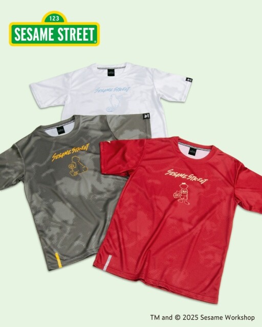 「SESAME STREET BACKWARDS PRACTICE TEE」(各5900円)