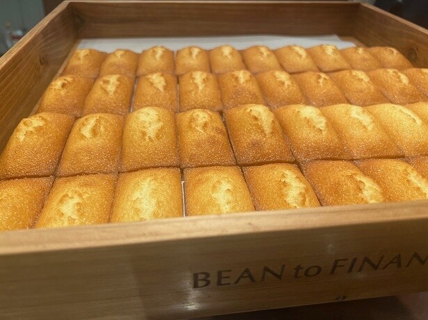「BEAN to FINANCIER」ならではの焼きたてフィナンシェ