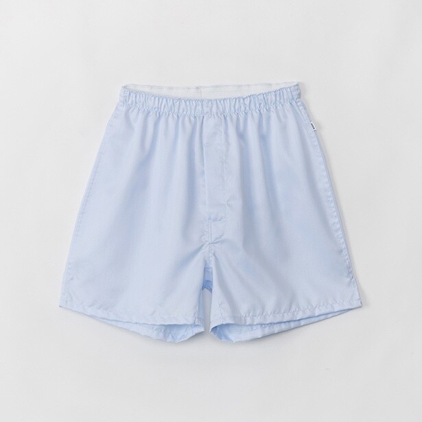 ショートパンツのような整った佇まい