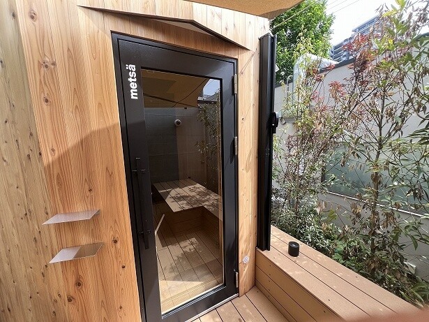 「pohjoinen」側のもう1つのサウナ「metsä」