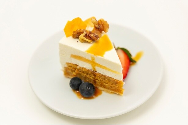 「スイスパビリオン特製キャロットチーズケーキ」(1200円)