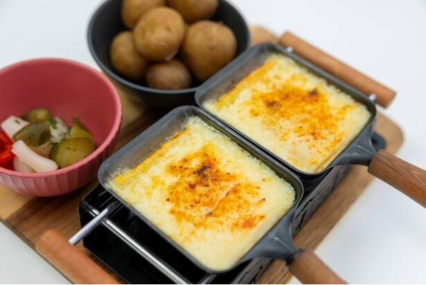 シェアプレート「ラクレットチーズ」(2800円)