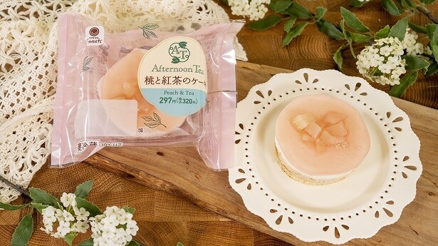 「桃と紅茶のケーキ」