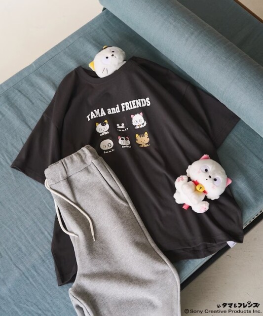 「別注 タマ&フレンズ フロントプリント半袖Tシャツ【限定展開】(ブラック)」(4994円)