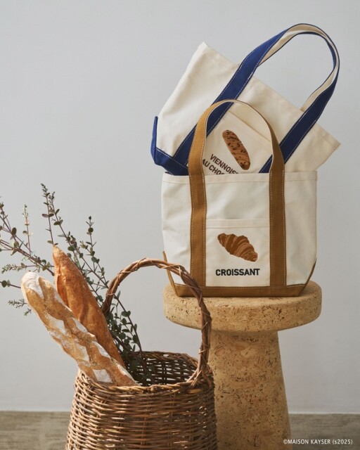 【MAISON KAYSER】刺繍キャンバスバッグ(5390円)
