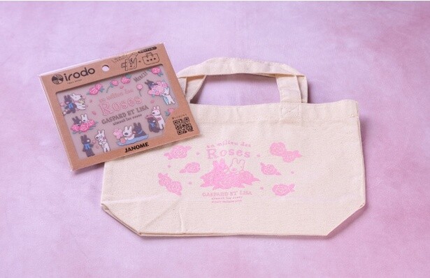 (写真左から)「irodo ローズ」(880円)、「ミニキャンバストート」(1320円)