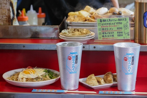 【写真】博多らしい屋台グルメと「タコハイ」は相性抜群！