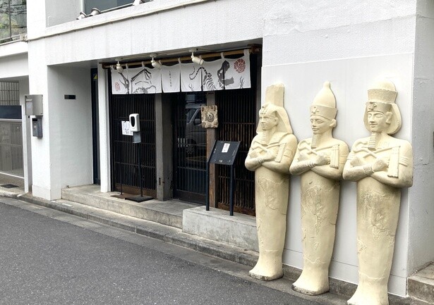 行列も多いが、オープン直後や昼過ぎなどピーク時をずらせばスムーズに入れる