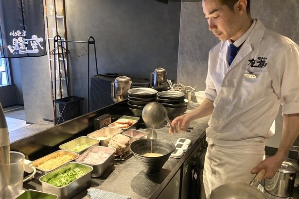 店内は清潔感があり、スタッフの丁寧な接客も相まって心地よく食事できる