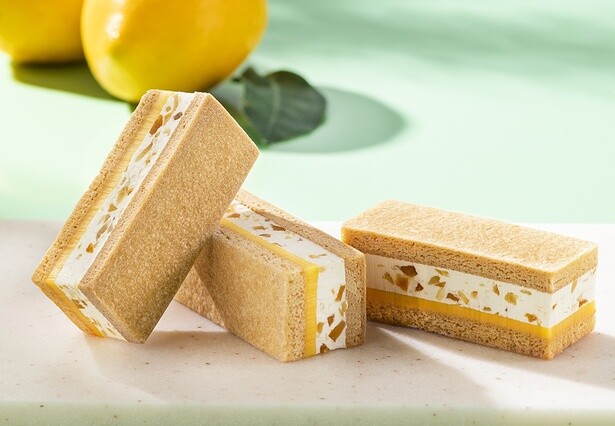 レモンバターサンド(2個入り486円・5個入り1242円)
