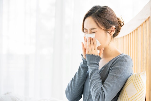 Q. 花粉症レーザー治療の副作用やリスクは？【アレルギー専門医が回答】