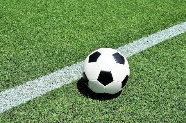 「プロサッカー選手」はどのように資産運用している？