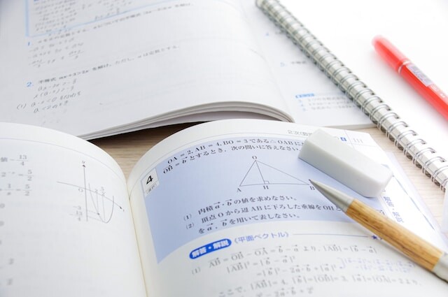 早稲アカ、SAPIX逆転のカギは教材!? 「中学受験」大手4塾の教材・カリキュラム徹底比較