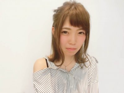 サマーヘアアレンジ！いつものスタイルにちょっとひと手間、簡単ハーフアップヘアアレンジ